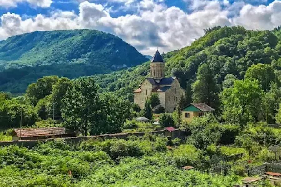 ბარაკონის ღვთისმშობლის ეკლესია