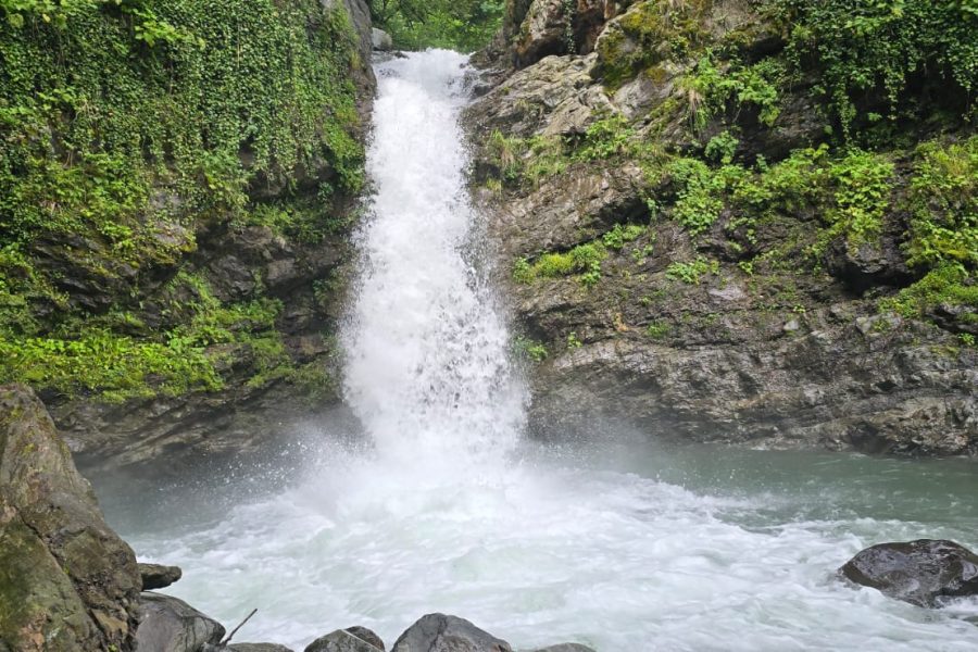 Grouse (Rocho) Waterfall